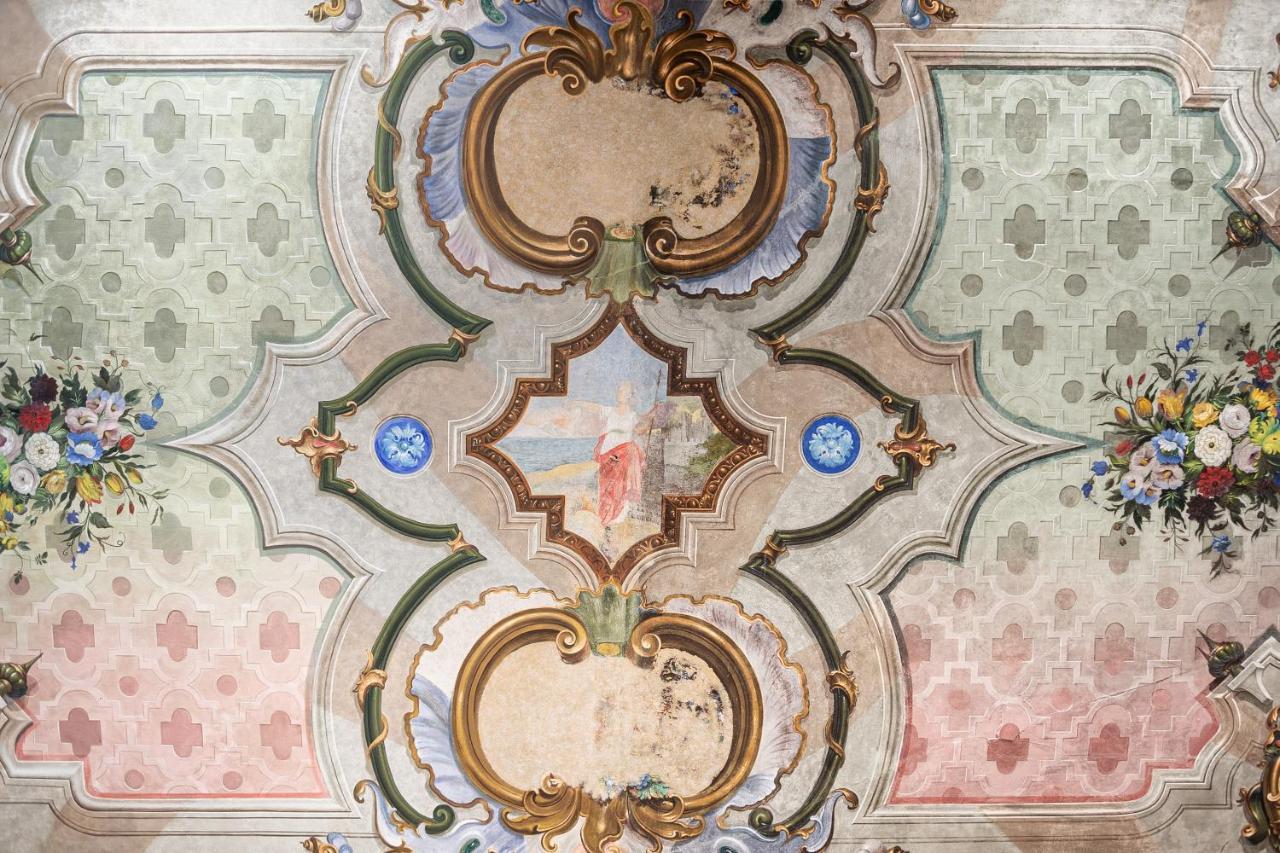 Palazzo Mia By Icasamia It Leilighet Castello Cabiaglio Eksteriør bilde