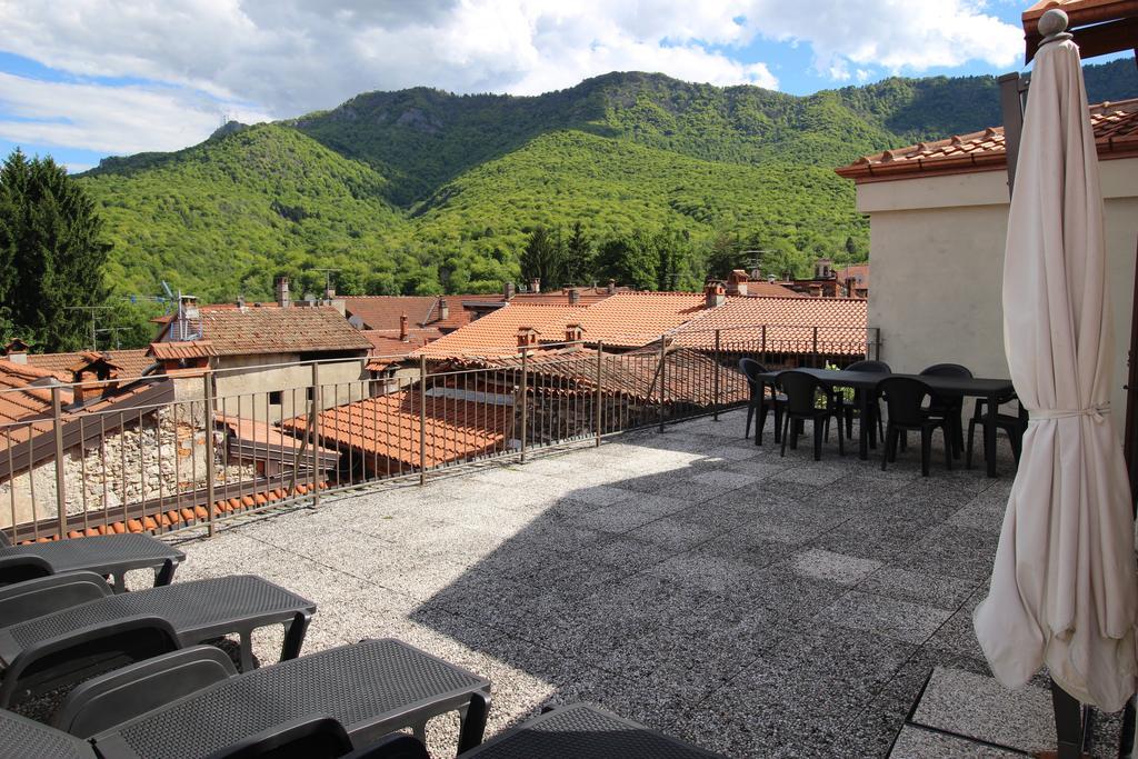 Palazzo Mia By Icasamia It Leilighet Castello Cabiaglio Eksteriør bilde